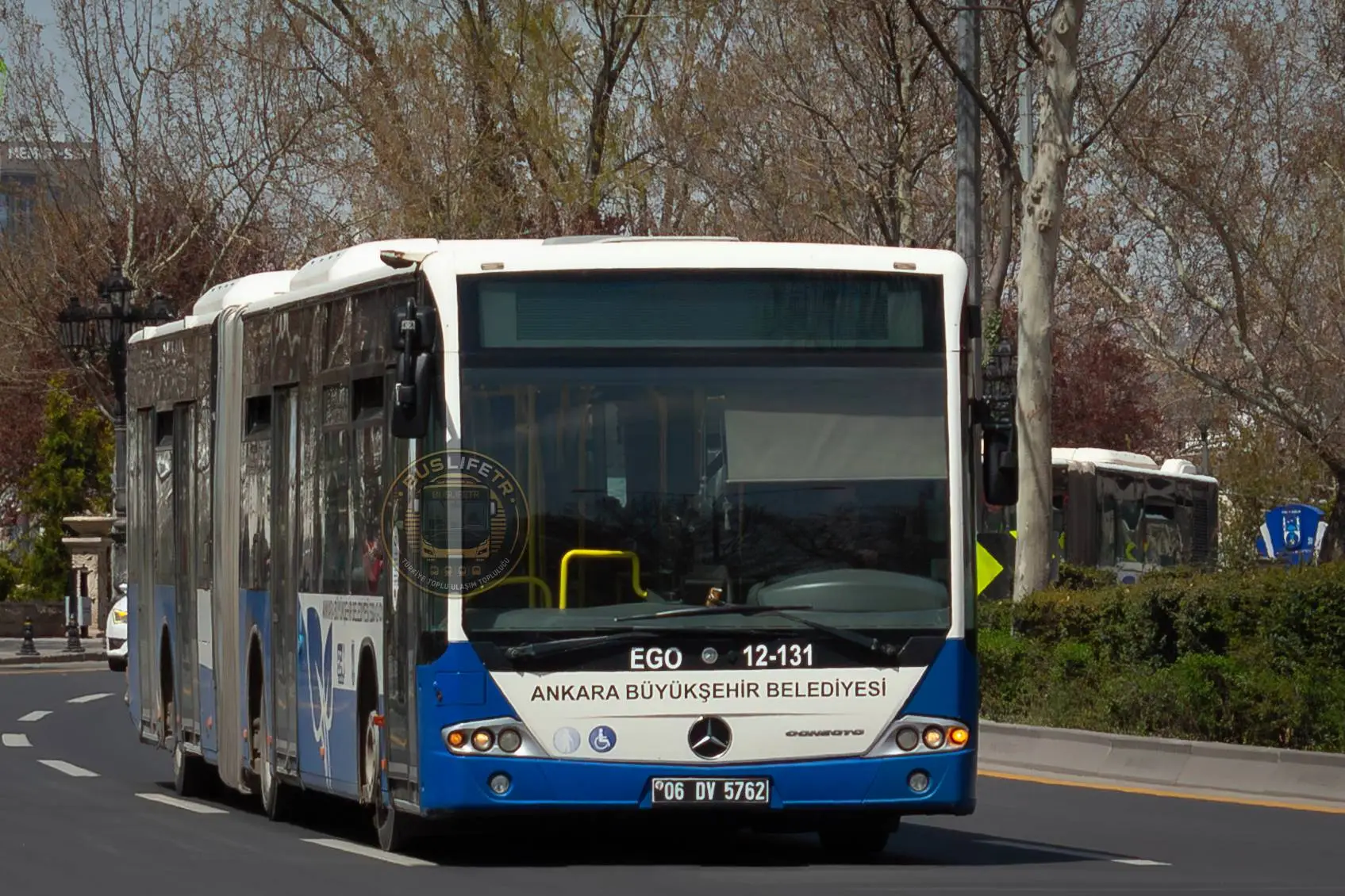 EGO / Mercedes-Benz Conecto II G 
