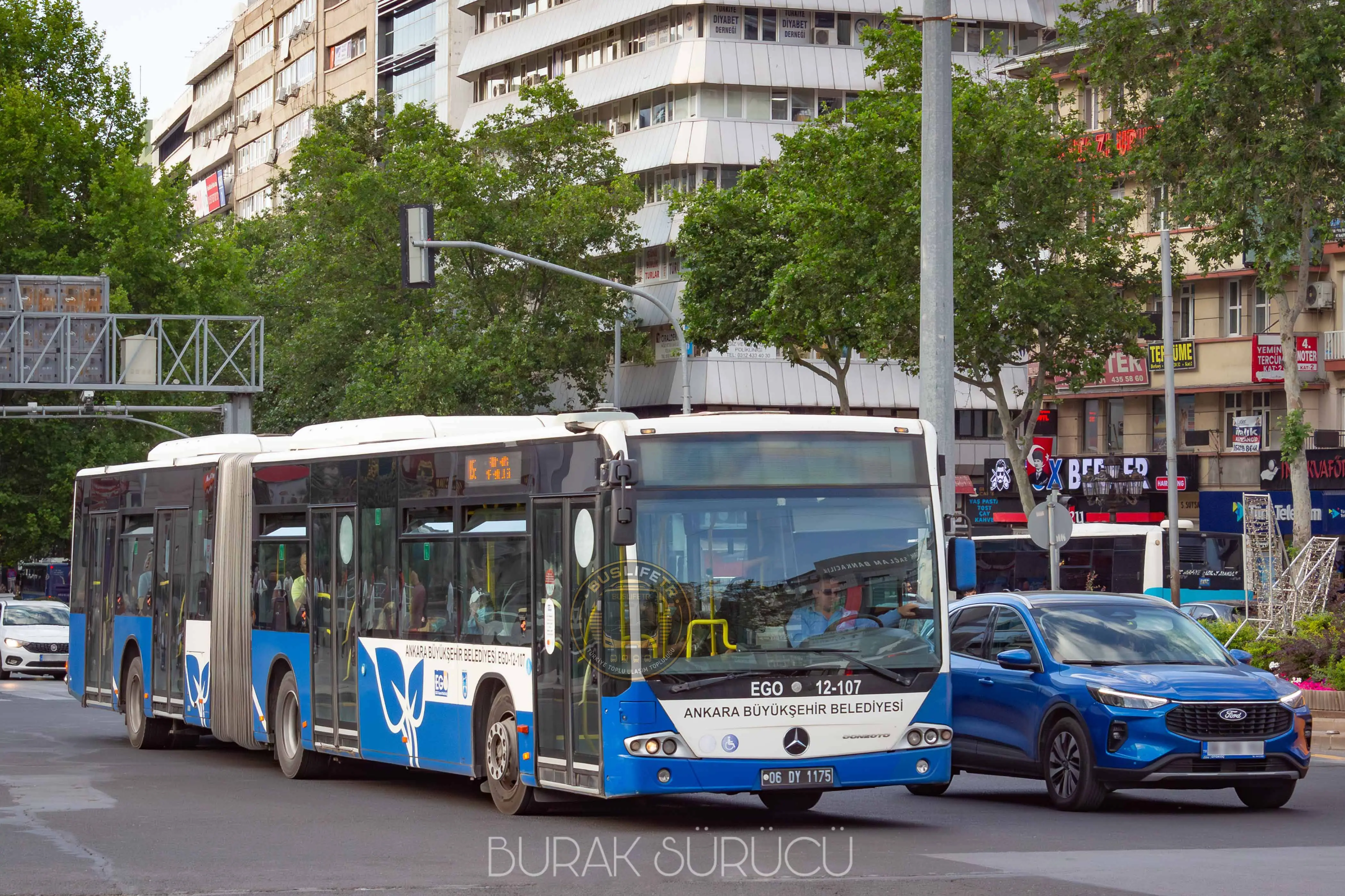 EGO / Mercedes-Benz Conecto II G otobüs fotoğrafı EGO-12-107 (2015 ex EGO-12-435)
06 DY 1175
153 Opera - Balgat - Gökkuşağı Mahallesi
15 Temmuz Kızılay Milli İrade Meydanı